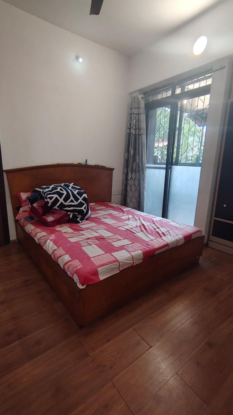  Parking, lodha-palava-city-lakeshore-greens 1.5 Bedroom 780 Sq.Ft. Apartment In Dombivli East Thane 9533491