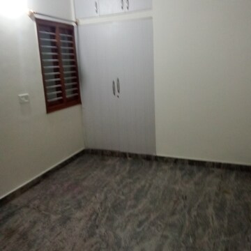 Room in 2 BHK Builder Floor at Ejipura – for Rent