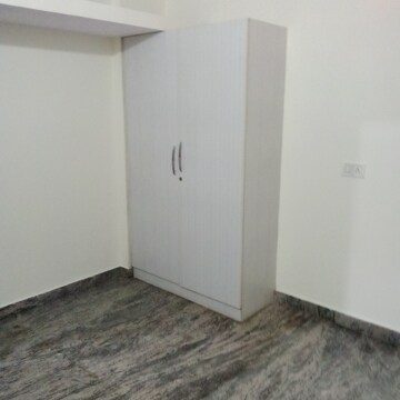 Room in 2 BHK Builder Floor at Ejipura – for Rent