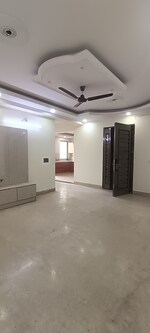 3 BHK + Pooja Room 2200 Sq.Ft. Builder Floor in The Omaxe State