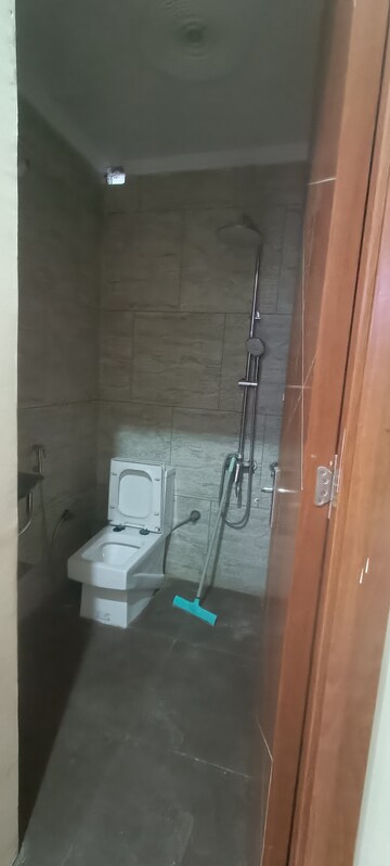 Bathroom in 3 BHK Builder Floor at The Omaxe State, Sector 19b Dwarka – for Rent