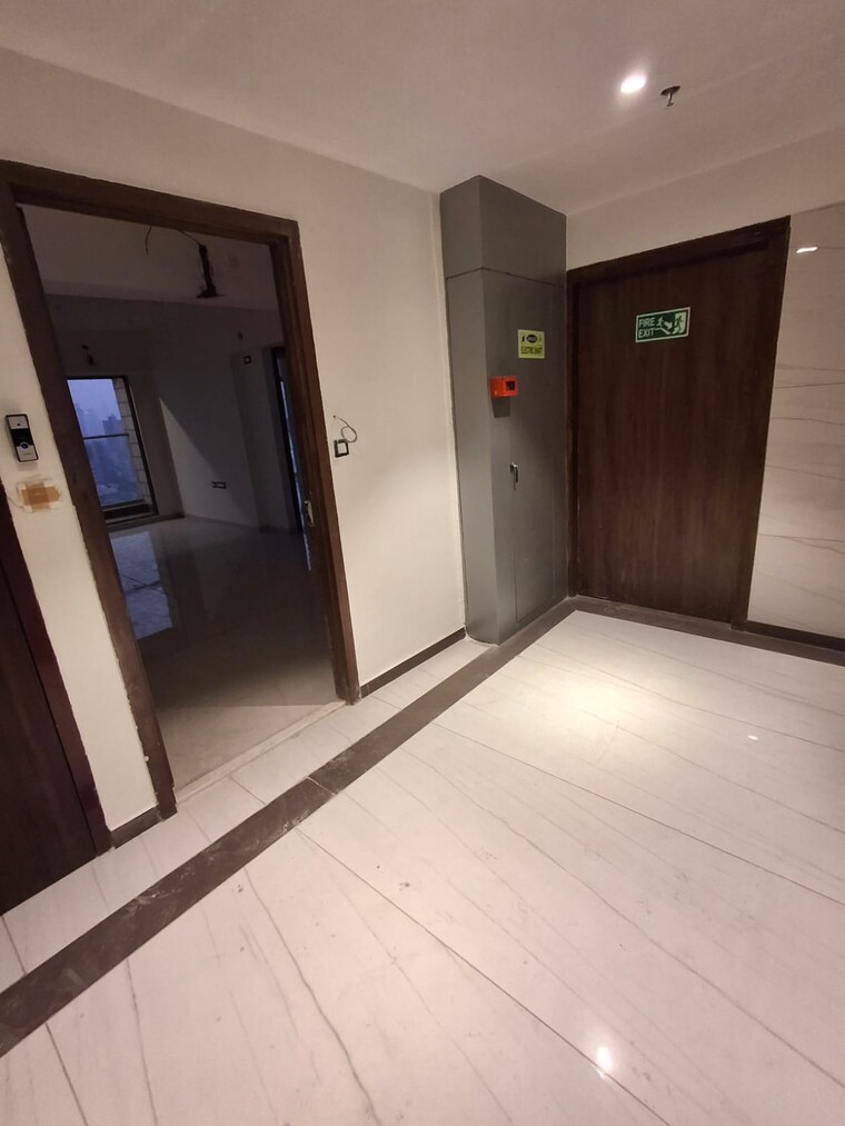 Room, siddhivinayak-habitats 1 Bedroom 500 Sq.Ft. Apartment In Dadar West Mumbai 9533542