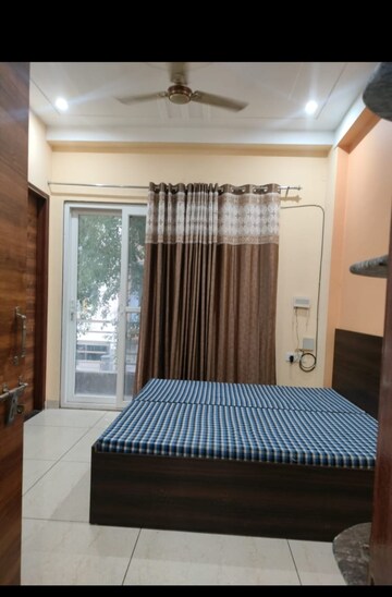 Bedroom in 2 BHK Builder Floor at RWA Residential Society Sector 46, Sector 46 – for Rent