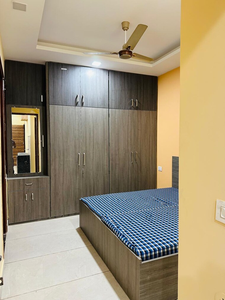 Bedroom, rwa-residential-society-sector-46 2 Bedroom 200 Sq.Yd. Builder Floor In Sector 46 Gurgaon 9533555