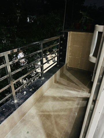 Balcony in 2 BHK Builder Floor at RWA Residential Society Sector 46, Sector 46 – for Rent