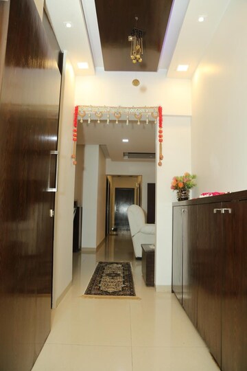 Building Lobby in 3 BHK Apartment at Dheeraj Gaurav Heights, Jogeshwari West – for Rent