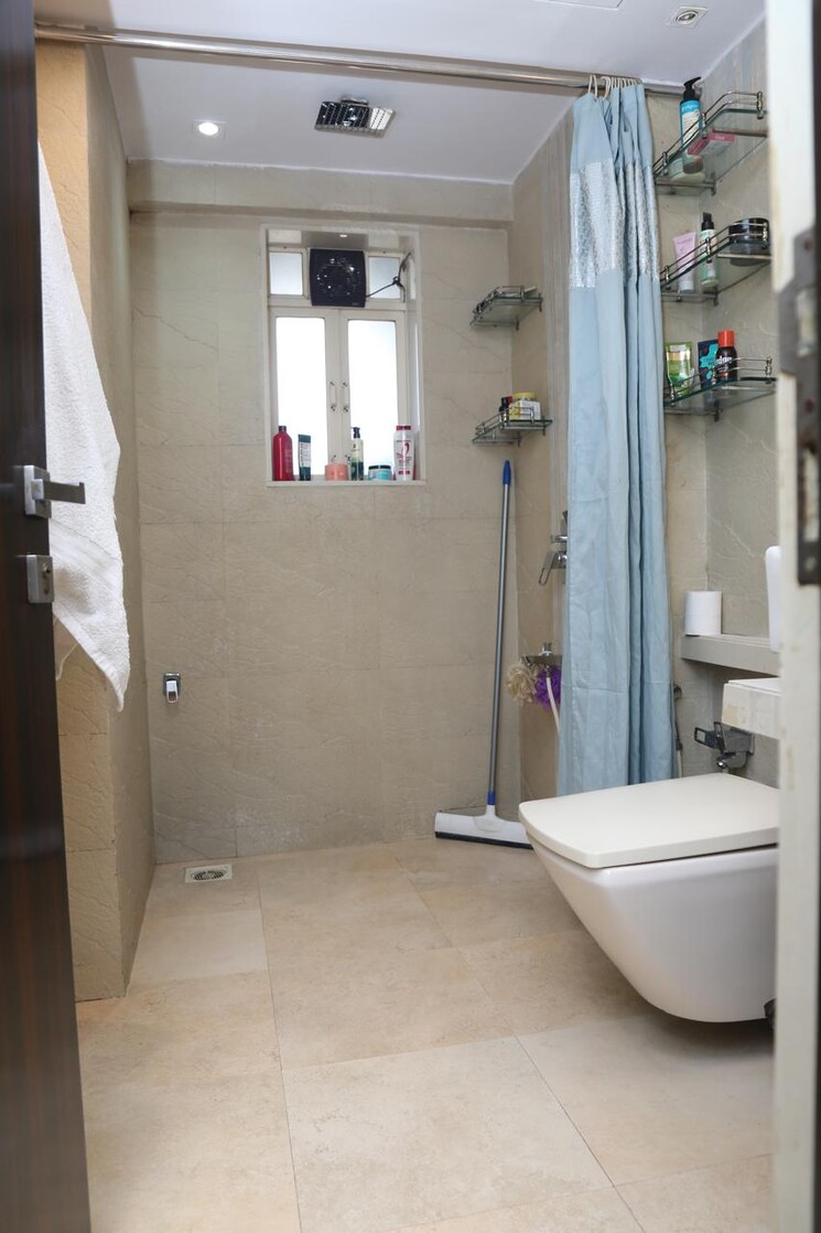 Bathroom, dheeraj-gaurav-heights 3 Bedroom 1300 Sq.Ft. Apartment In Jogeshwari West Mumbai 9533567