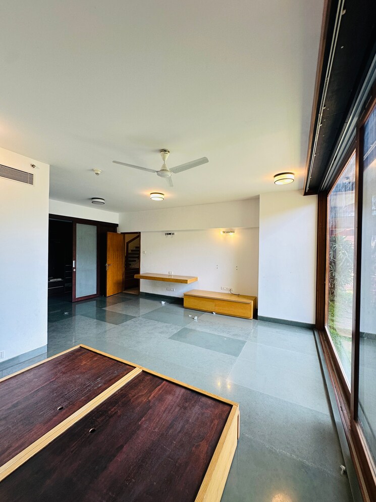 Bedroom, windmills-of-your-mind 4 Bedroom 5129 Sq.Ft. Villa In Whitefield Bangalore 9533550