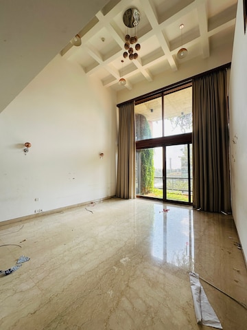 Room in 4 BHK Villa at Windmills of Your Mind, Whitefield – for Rent