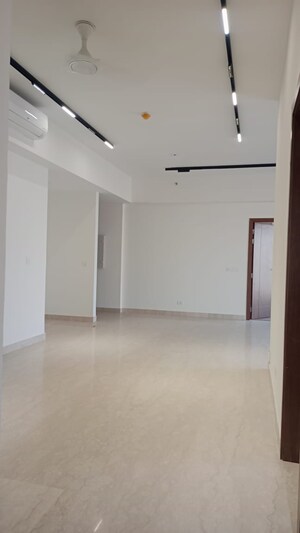 Room in 3 BHK Apartment at M3M Merlin, Sector 67 – for Rent