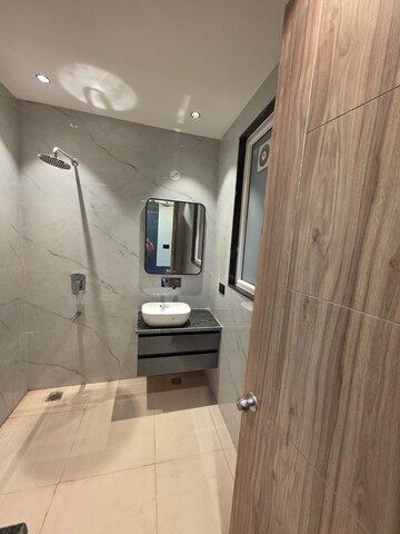 Bathroom in 1 BHK Builder Floor at AS Tower, Sector 45 – for Rent