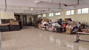  Warehouse For Rent in Malad West