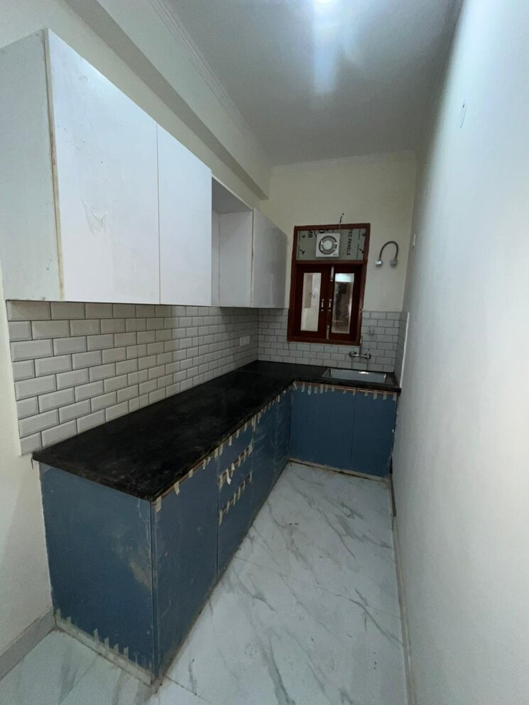 Kitchen, saket 3 Bedroom 1200 Sq.Ft. Builder Floor In Saket Delhi 9533598
