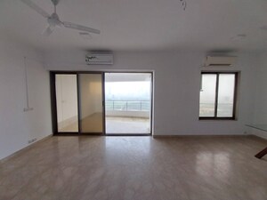 3 BHK Apartment For Rent in Lokhandwala Residency, Worli