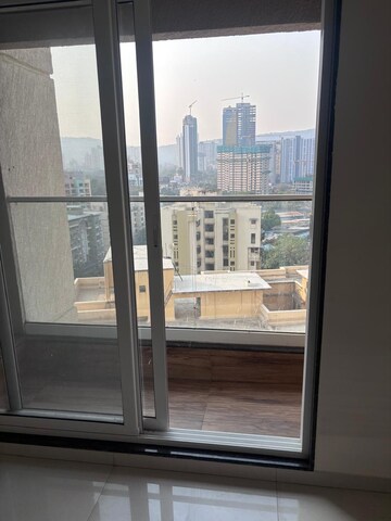 1 BHK Apartment For Rent in Ashar Axis, Majiwada