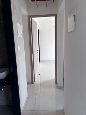 1 BHK Apartment For Rent in Ashar Axis, Majiwada