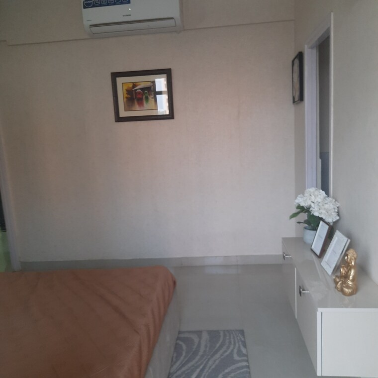 Bedroom, suncity-avenue-76 2 Bedroom 735 Sq.Ft. Apartment In Sector 76 Gurgaon 9533629