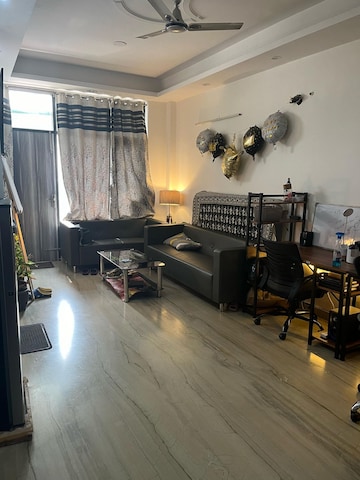 Gym in 2 BHK Builder Floor at Sector 43 – for Rent