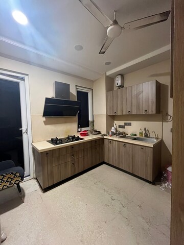 Kitchen in 3 BHK Builder Floor at Sector 43 – for Rent