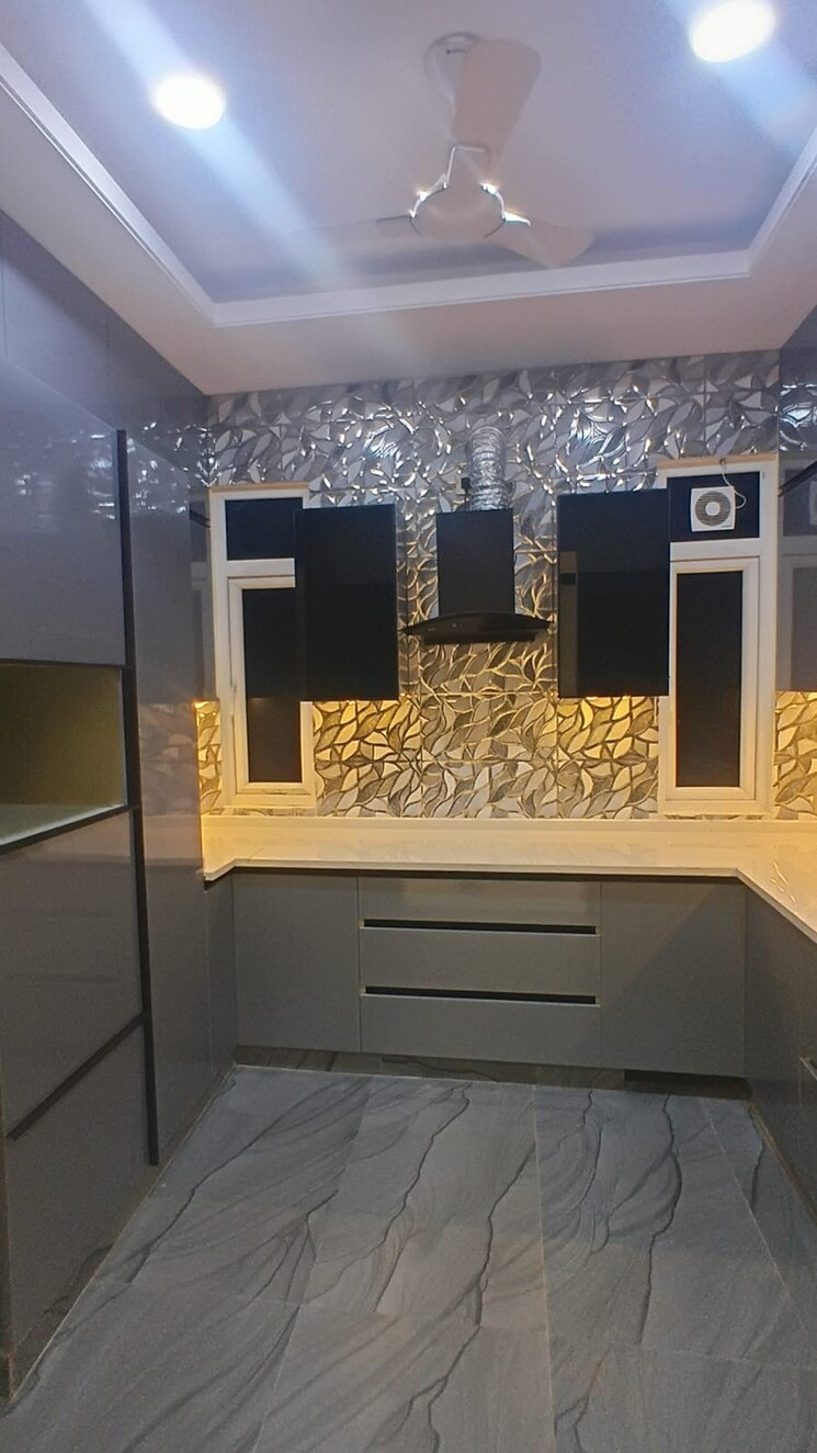 Kitchen, kalkaji 3 Bedroom 1800 Sq.Ft. Builder Floor In Kalkaji Delhi 9533666