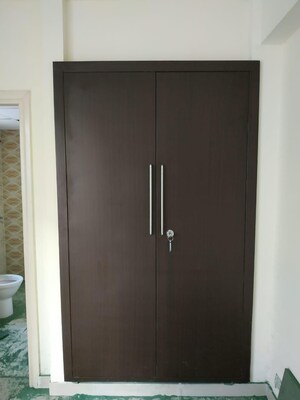 Furnished Amenities in 2.5 BHK Apartment at Logix Blossom County, Sector 137 – for Sale