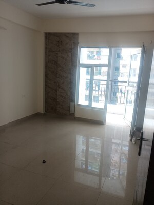 3 BHK Apartment For Rent in SCC Sapphire, Raj Nagar Extension