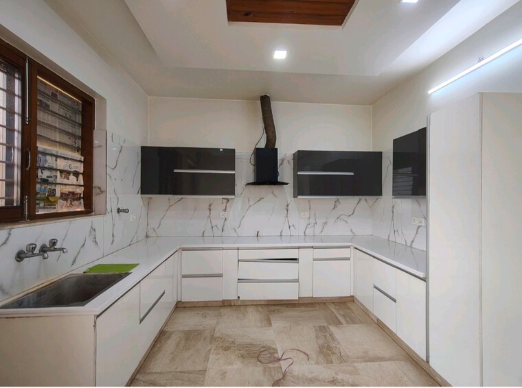 Kitchen, crown-plaza-mall 3 Bedroom 2000 Sq.Ft. Builder Floor In Sector 15a Faridabad 9533690