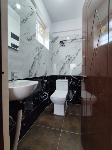 Master Bedroom in 2 BHK Builder Floor at Btm Layout – for Rent