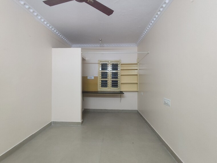 Room, btm layout 1 Bedroom 500 Sq.Ft. Builder Floor In Btm Layout Bangalore 9533729