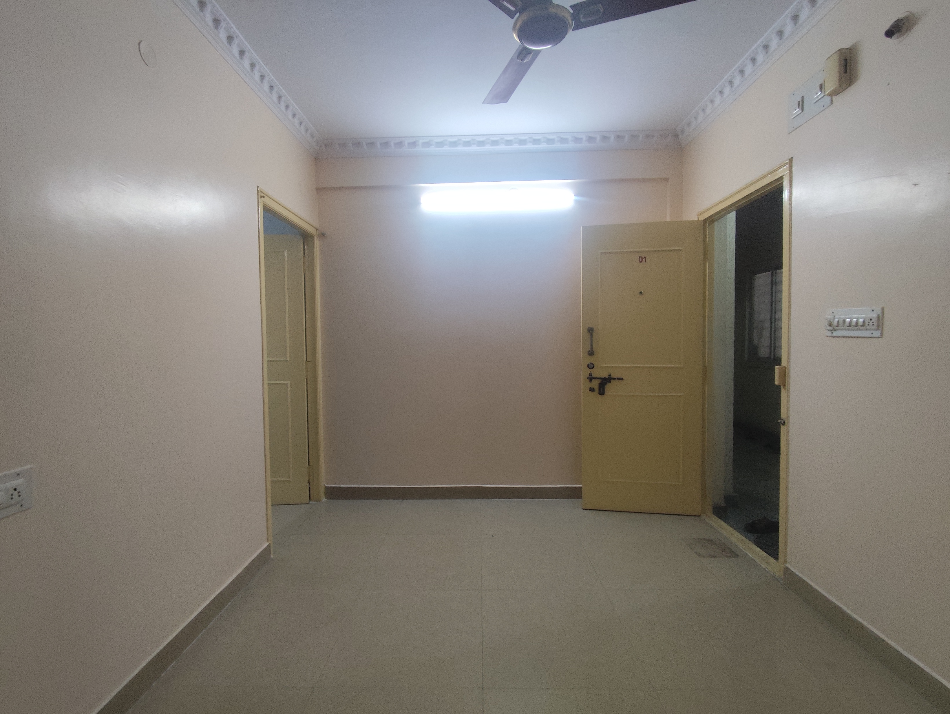 1 BHK Builder Floor For Rent in R Building 