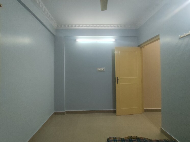 Room, btm layout 1 Bedroom 500 Sq.Ft. Builder Floor In Btm Layout Bangalore 9533729