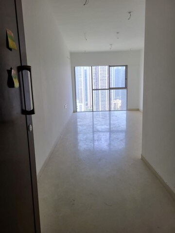 Room in 2 BHK Apartment at Dosti Eastern Bay, Wadala – for Rent