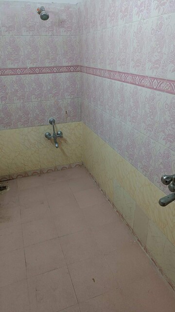 Bathroom in 1 BHK Apartment at Kondapur – for Rent
