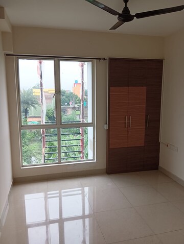 Room in 3 BHK Apartment at PS Arham, Rajarhat – for Sale