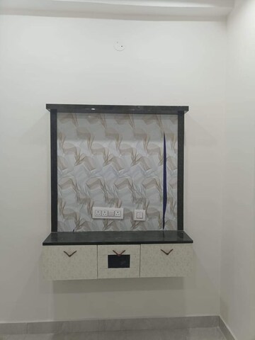 Furnished Amenities in 1 BHK Apartment at Kondapur – for Rent