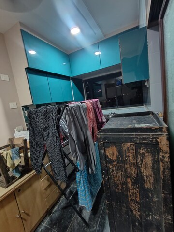 Bedroom in 1 BHK Apartment at Andheri West – for Rent
