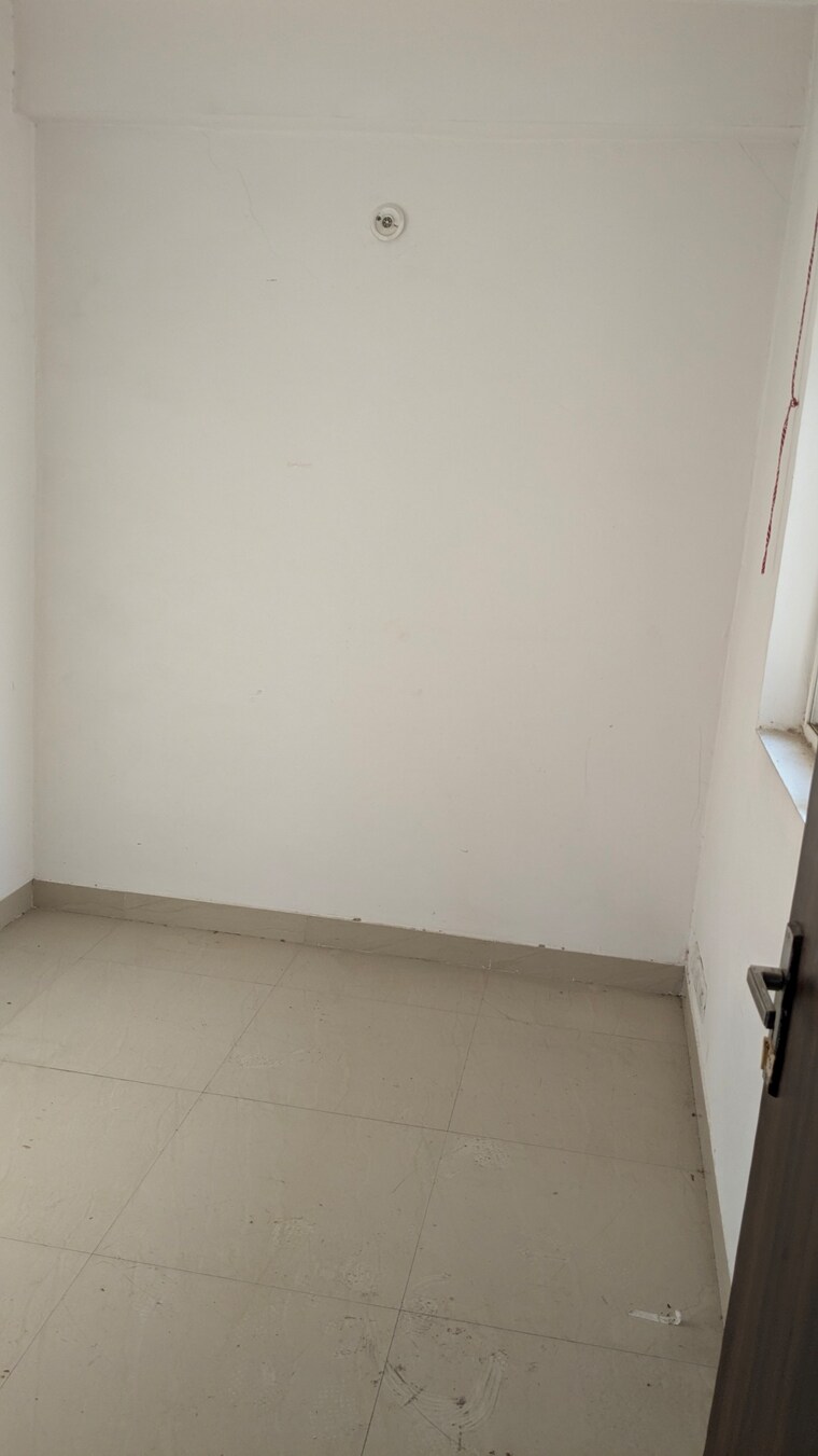 Room, amrapali-leisure-park 2.5 Bedroom 1225 Sq.Ft. Apartment In Amrapali Leisure Valley Greater Noida 9533769