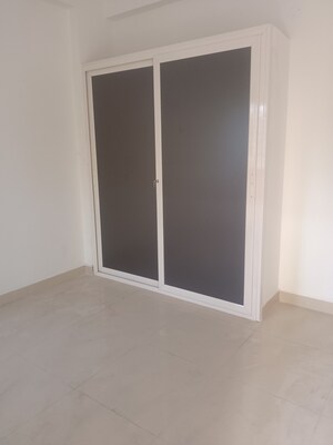 Room in 2 BHK Apartment at RK Residency Manikonda, Manikonda – for Rent