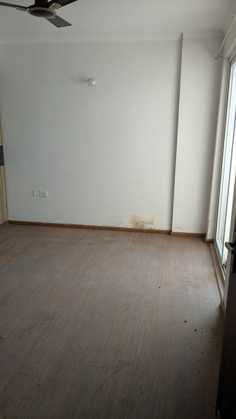 Room, amrapali-leisure-park 2.5 Bedroom 1225 Sq.Ft. Apartment In Amrapali Leisure Valley Greater Noida 9533769