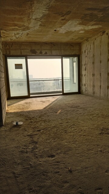 Room in 3 BHK Apartment at Adani Ten BKC, Bandra East – for Sale