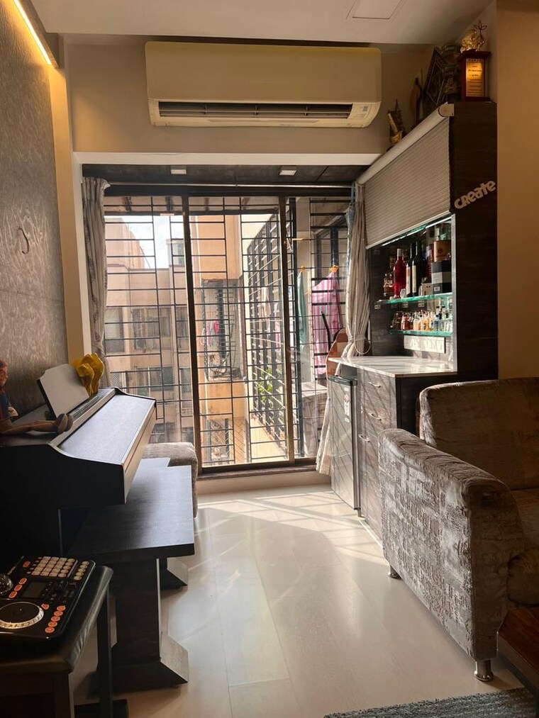 Living Room, andheri west 3 Bedroom 1100 Sq.Ft. Apartment In Andheri West Mumbai 9533773