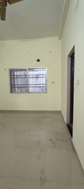 Room in 3 BHK Independent House at Sunder Nagar – for Rent