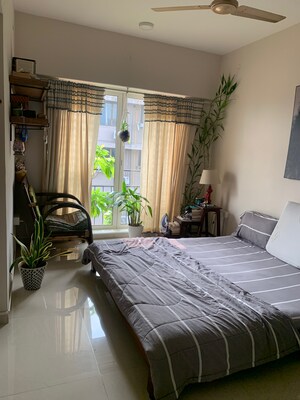 Bedroom in 3 BHK Apartment at Khar West – for Rent