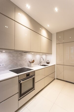 Kitchen in 1.5 BHK Apartment at Yashodhara CHS, Goregaon East – for Rent