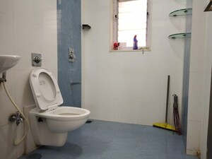 Bathroom in 3 BHK Apartment at Ashmita Apartments, Khar West – for Sale