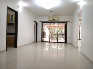 3 BHK Apartment For Sale in Ashmita Apartments, Khar West