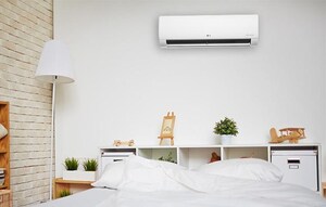 Bedroom in 1.5 BHK Apartment at Yashodhara CHS, Goregaon East – for Rent