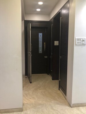 Room in 3 BHK Apartment at Parekh 63 JVPD, Juhu – for Rent