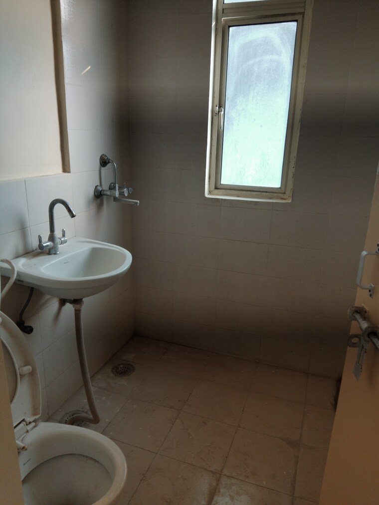 Bathroom, conscient-habitat-78 3 Bedroom 629 Sq.Ft. Apartment In Sector 78 Faridabad 9533862