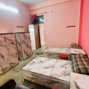 Bedroom in  Pg at Gomti Nagar – for Rent